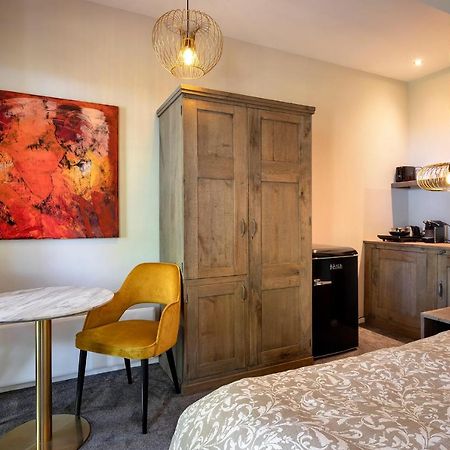 Aubergine Logeren & Dineren Bed & Breakfast Tegelen Exterior photo